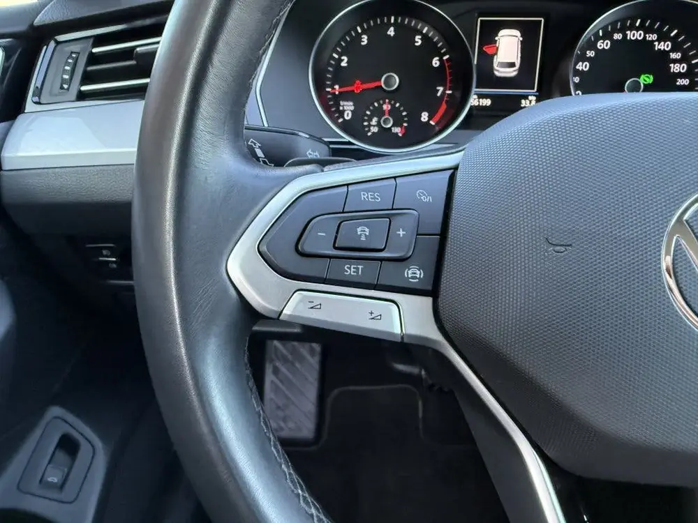 Volkswagen Passat Variant 1.5 TSI Business Carplay Automaat uit 2024, foto 11