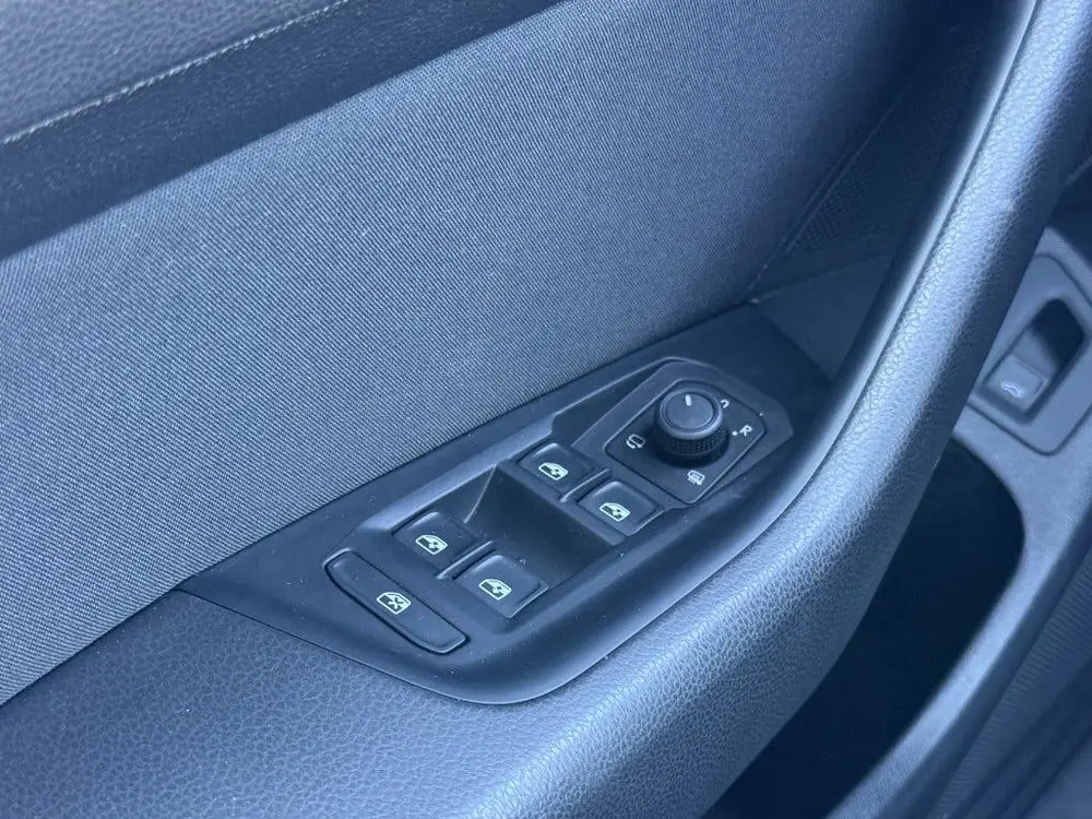 Volkswagen Passat Variant 1.5 TSI Business Carplay Automaat uit 2024, foto 13