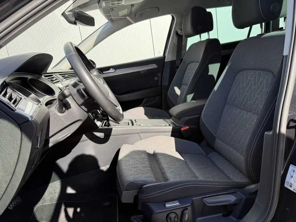 Volkswagen Passat Variant 1.5 TSI Business Carplay Automaat uit 2024, foto 15