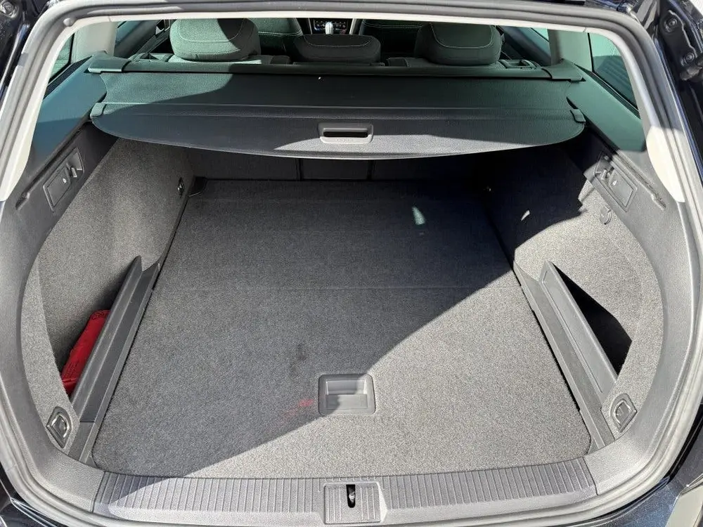 Volkswagen Passat Variant 1.5 TSI Business Carplay Automaat uit 2024, foto 18