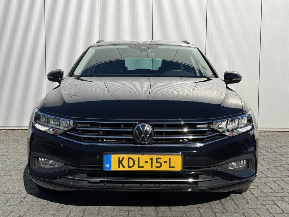 Volkswagen Passat Variant 1.5 TSI Business Carplay Automaat uit 2024, foto 2