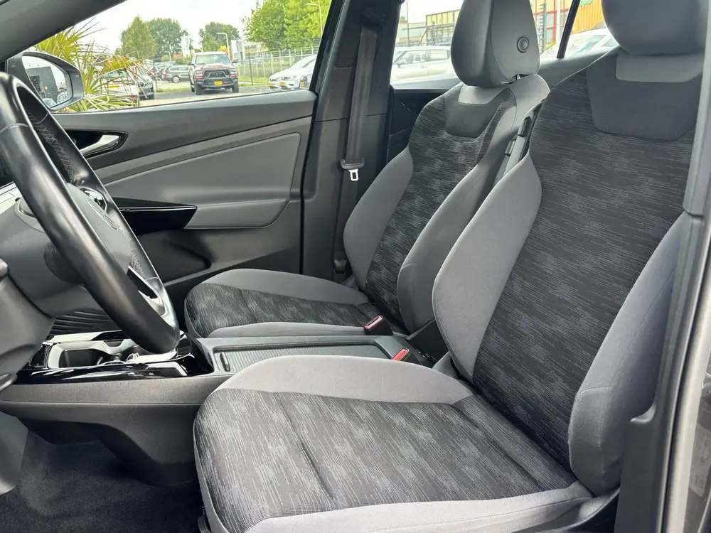 Volkswagen ID.4 Life 77 kWh Winterpakket, Adaptive Cruise & uit 2021, foto 13