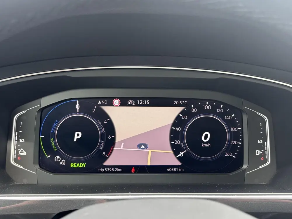 Volkswagen Tiguan 1.4 TSI eHybrid Business+ keyless camera uit 2022, foto 11