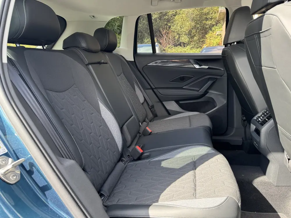 Volkswagen Tiguan 1.5 TSI 204PK DSG HYBRID LIFE ENERGY 360° uit 2025, foto 19