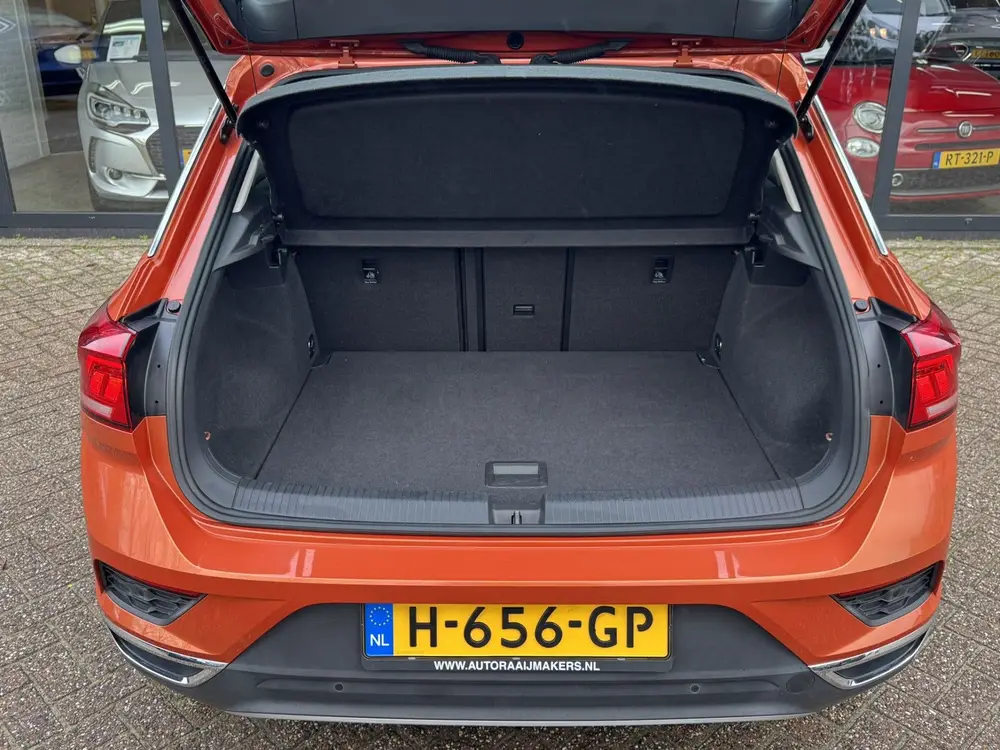 Volkswagen T-Roc 1.0 TSI Style *Navigatie*Stoelverwarming* uit 2019, foto 15