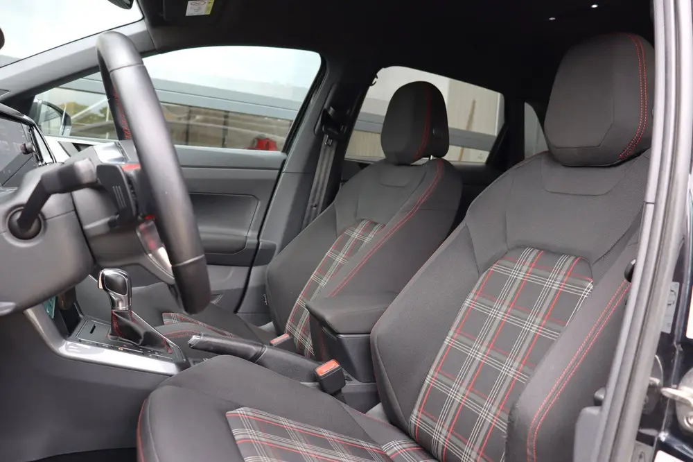 Volkswagen Polo 2.0 TSI GTI | Apple Carplay | Cruise | Stoel uit 2019, foto 4