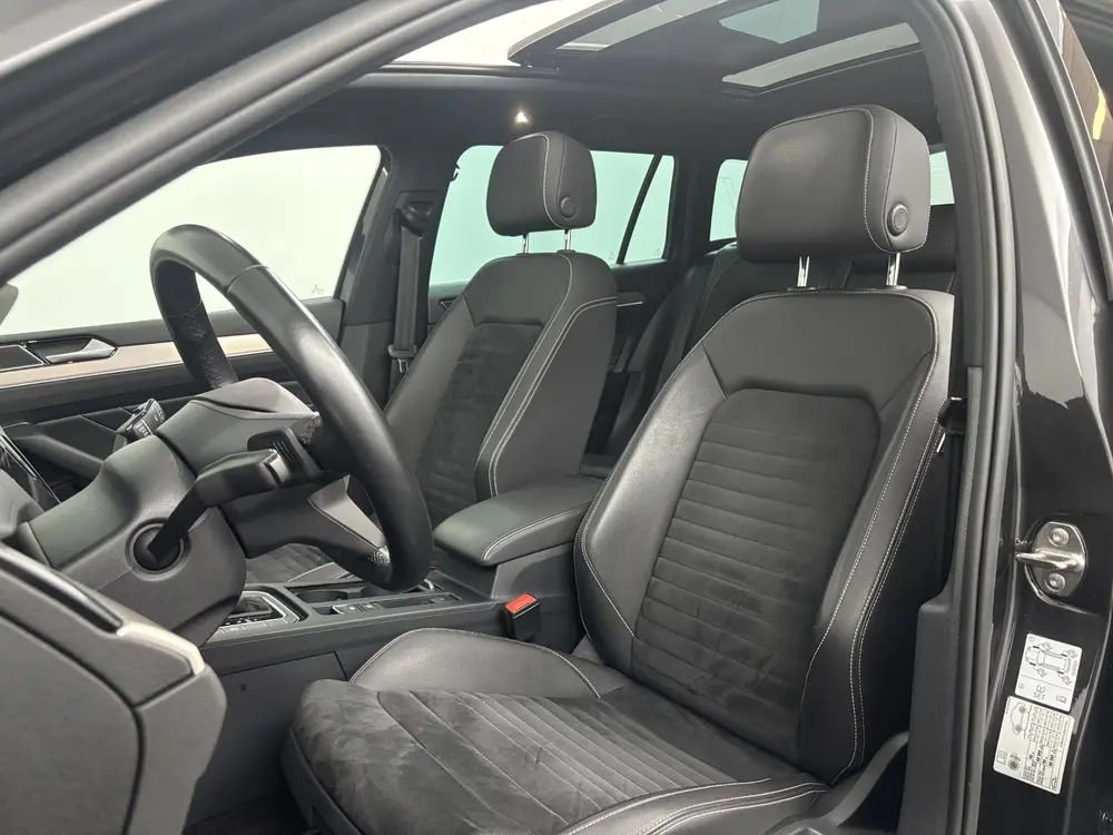 Volkswagen Passat Variant 1.5 TSI 150pk DSG R-Line Business uit 2021, foto 7