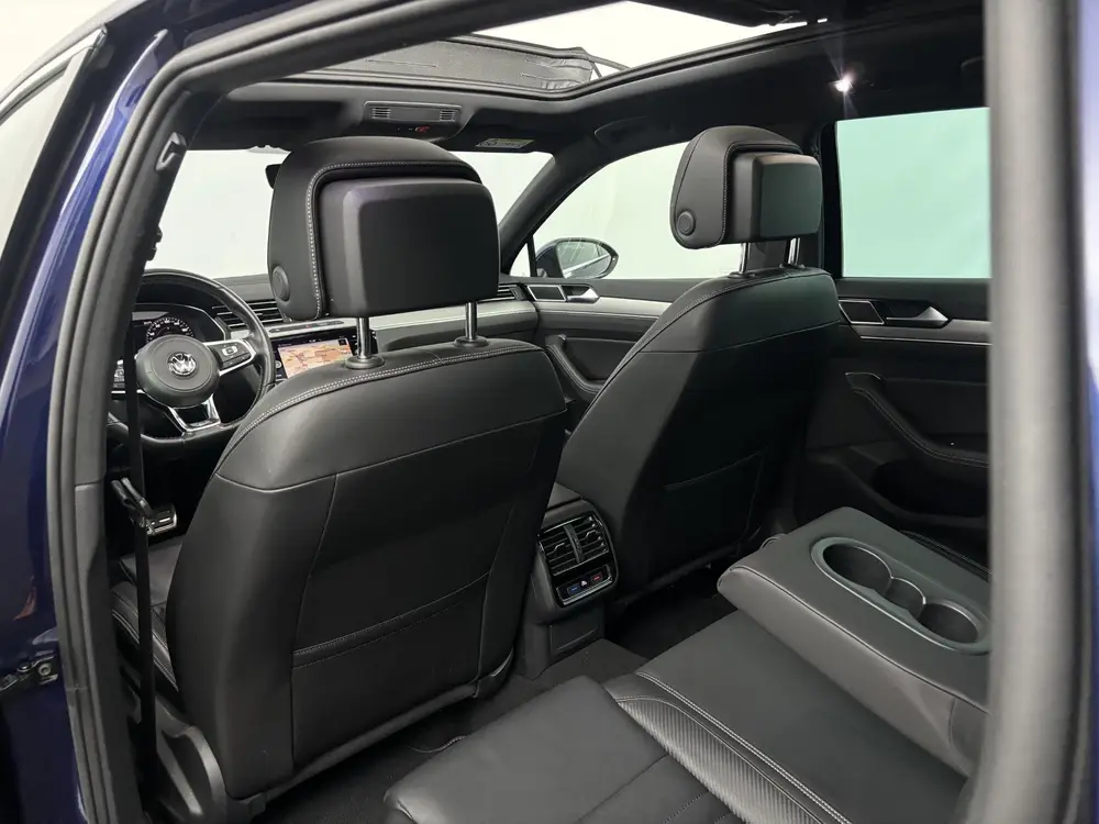 Volkswagen Passat Variant 1.5 TSI 150pk DSG R-Line Business uit 2019, foto 11