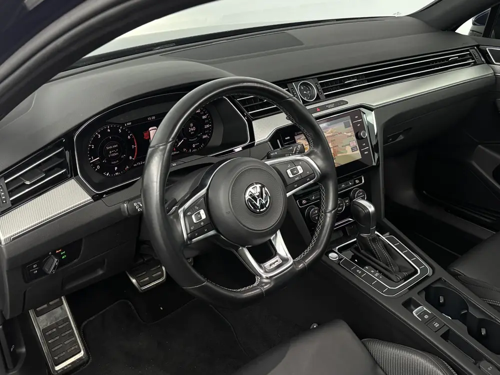 Volkswagen Passat Variant 1.5 TSI 150pk DSG R-Line Business uit 2019, foto 14