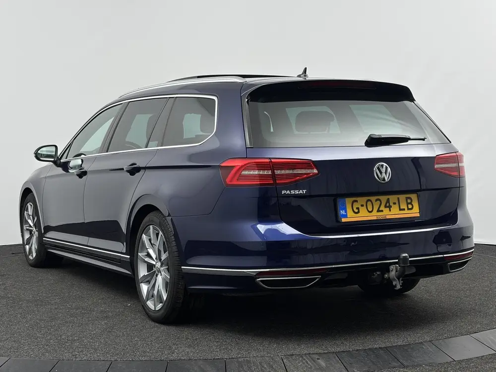 Volkswagen Passat Variant 1.5 TSI 150pk DSG R-Line Business uit 2019, foto 6