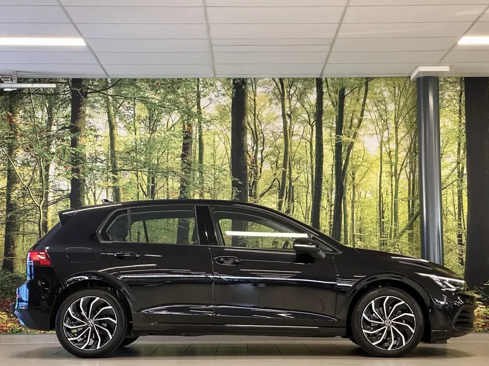Volkswagen Golf 1.0 TSI Life | Adaptive Cruise Control | Par uit 2022, foto 4