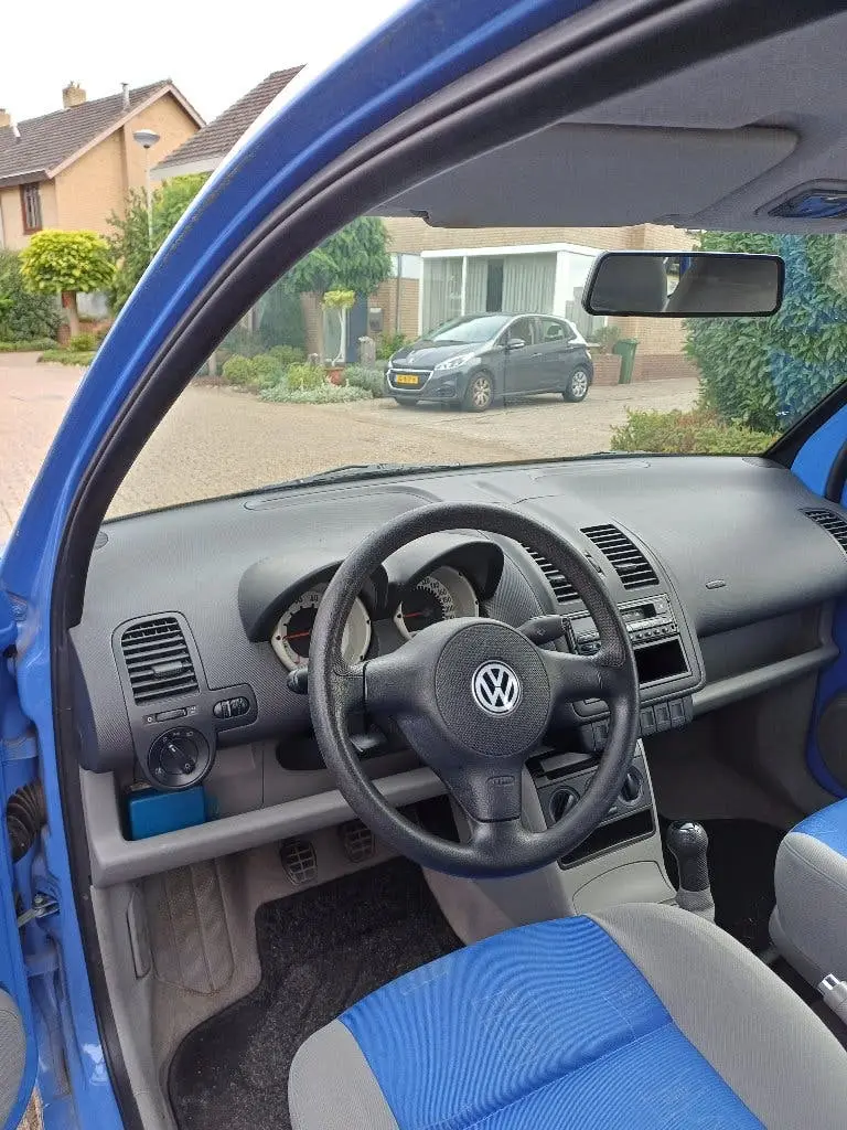 Volkswagen Tiguan LUPO Hatchback 1,4 55kw / 75pk uit 2020, foto 2