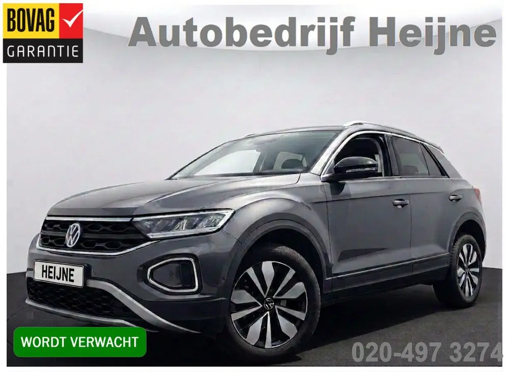 Volkswagen T-Roc TSI 115PK LIFE GOAL EDITION NAVI/CARPLAY/PD uit 2025