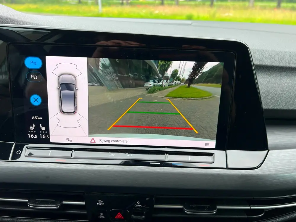 Volkswagen Golf 1.5 eTSI R-Line 7-DSG LED CARPLAYY uit 2022, foto 18