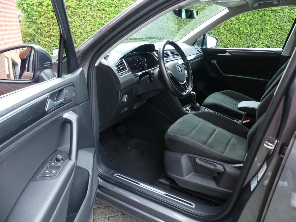 Volkswagen Tiguan 2.0 TSI 4Motion R-Line / Trekhaak / 20 Inc uit 2020, foto 6