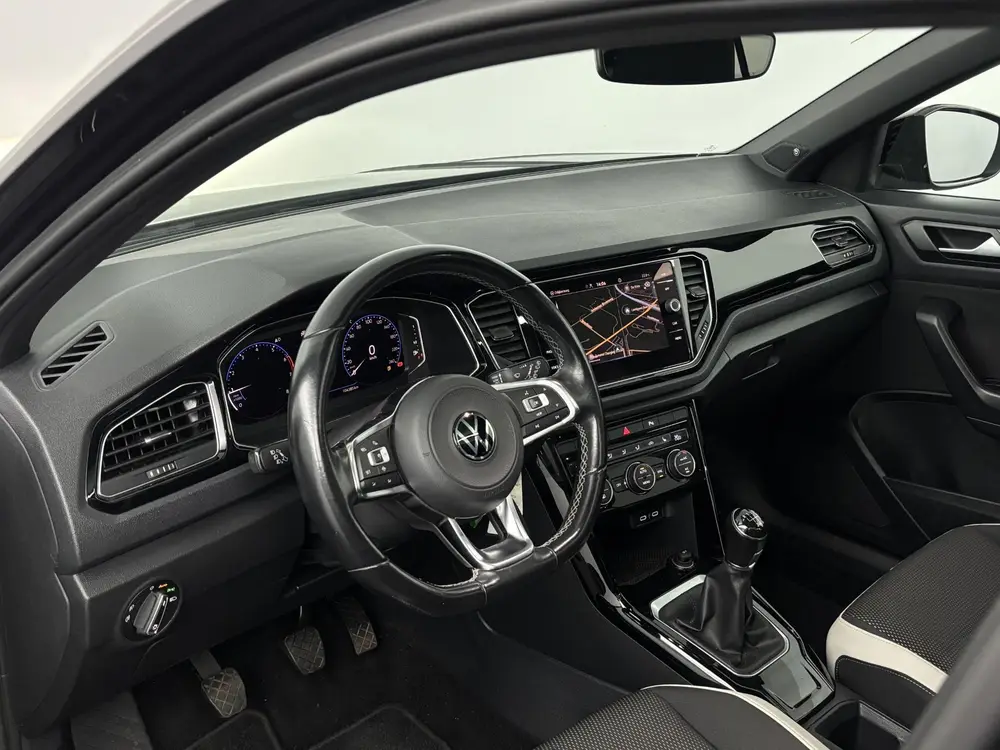 Volkswagen T-Roc 1.5 TSI 150pk Sport | Black Style | Panoram uit 2021, foto 12