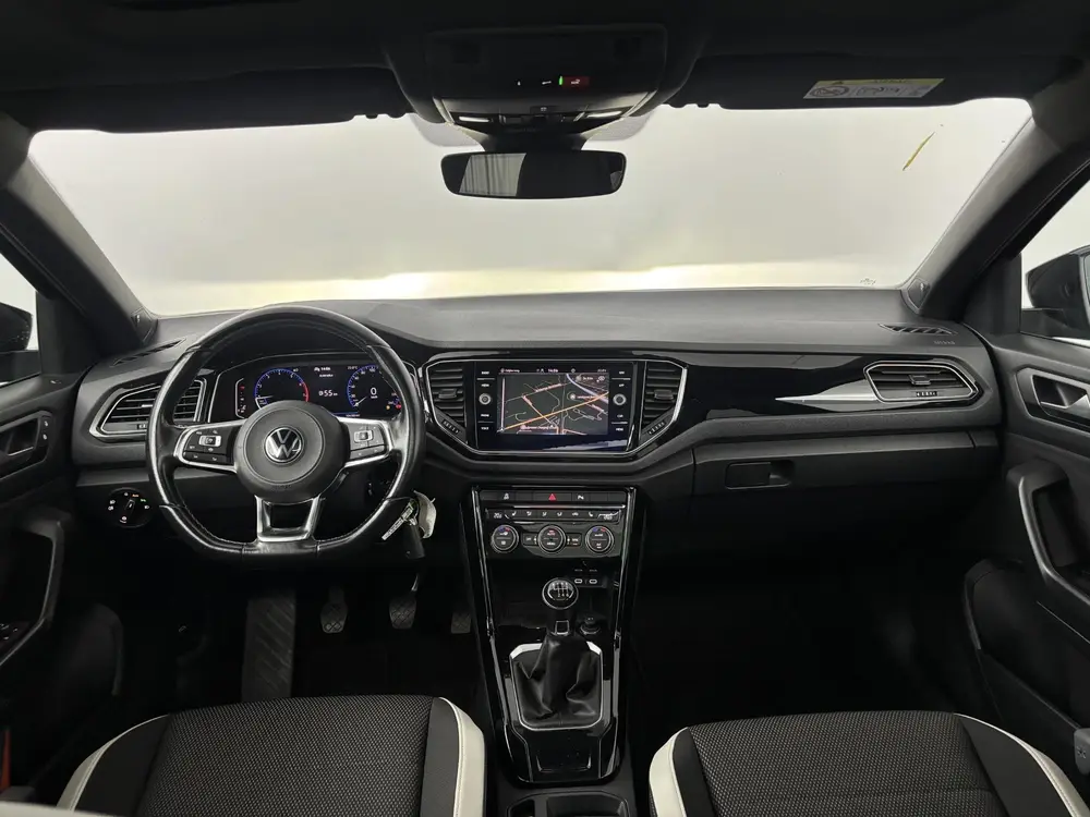 Volkswagen T-Roc 1.5 TSI 150pk Sport | Black Style | Panoram uit 2021, foto 3