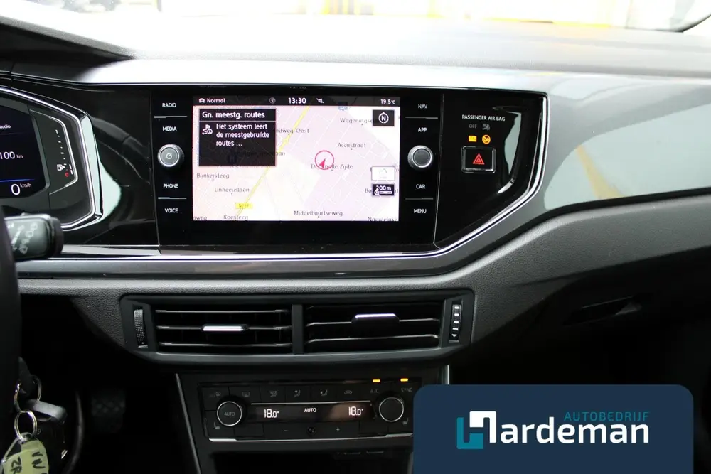 Volkswagen Polo 1.0 TSI Highline Carplay Virtual cockpit uit 2019, foto 12