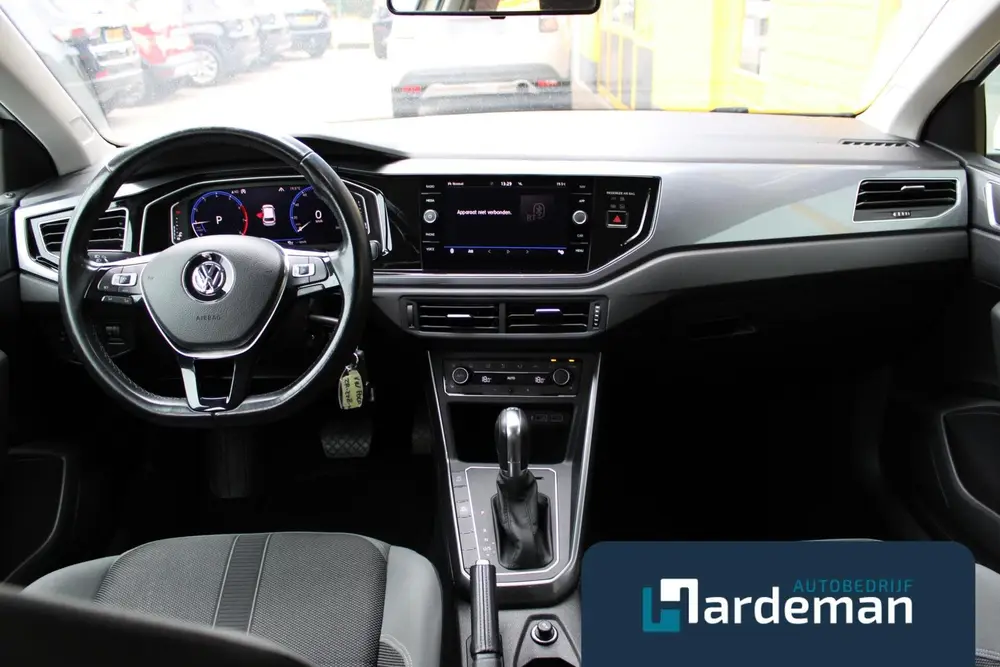 Volkswagen Polo 1.0 TSI Highline Carplay Virtual cockpit uit 2019, foto 2