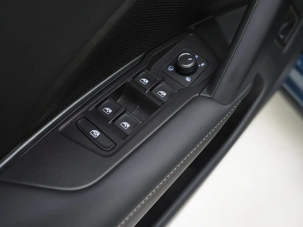 Volkswagen Tayron 1.5 eHybrid Elegance 204PK | Leder/Alcanta uit 2025, foto 19