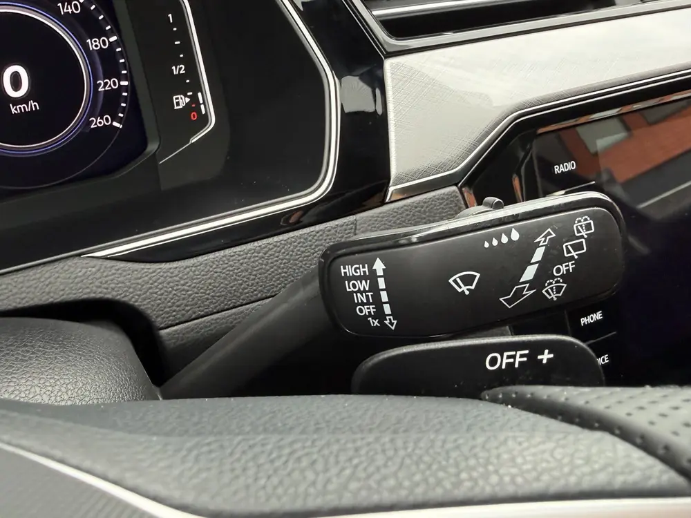 Volkswagen Passat Variant BWJ 2022 1.4 TSI 218 PK PHEV GTE B uit 2022, foto 15