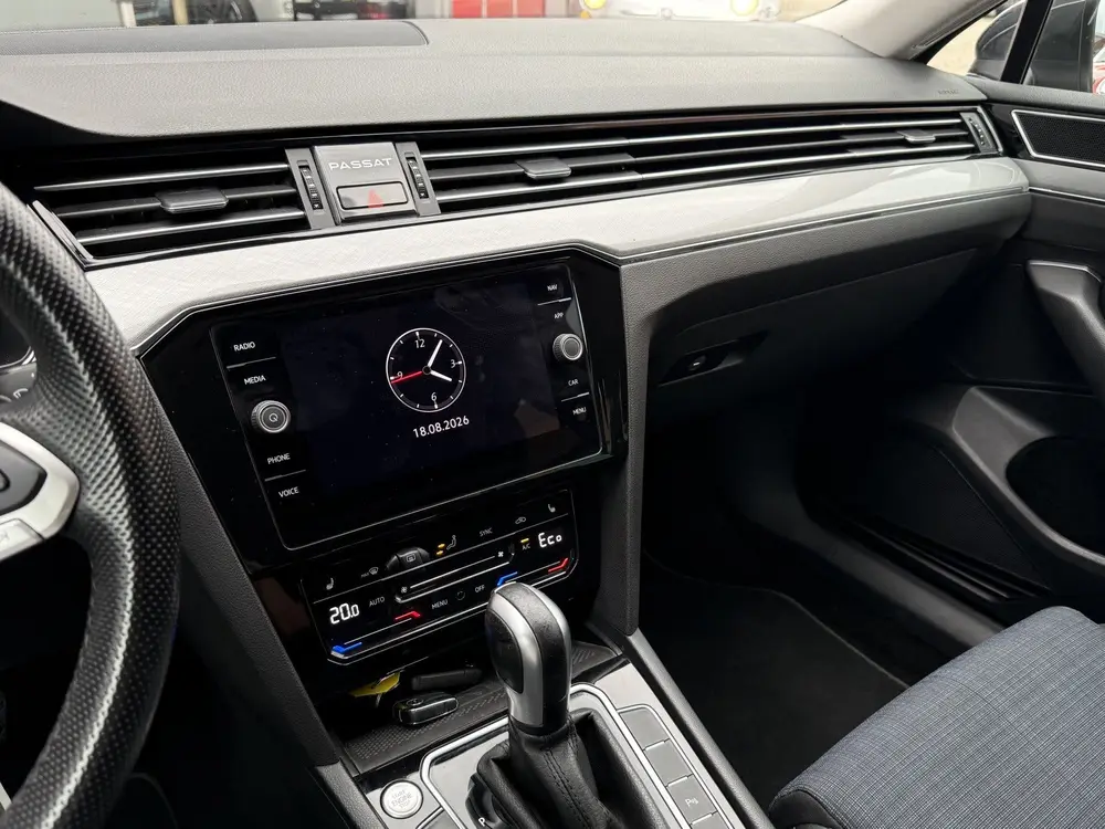 Volkswagen Passat Variant BWJ 2022 1.4 TSI 218 PK PHEV GTE B uit 2022, foto 17