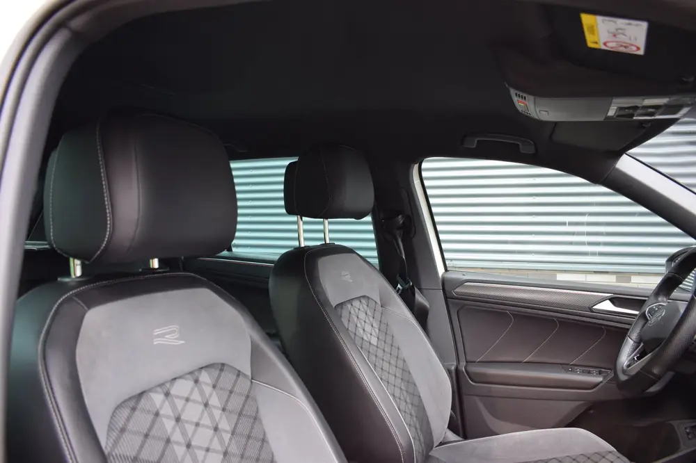 Volkswagen Tiguan 1.4 TSI eHybrid R-Line SOH / VIRTUAL / IQ uit 2022, foto 12