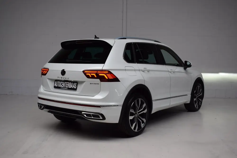 Volkswagen Tiguan 1.4 TSI eHybrid R-Line SOH / VIRTUAL / IQ uit 2022, foto 2