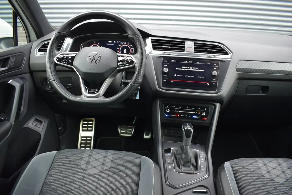 Volkswagen Tiguan 1.4 TSI eHybrid R-Line SOH / VIRTUAL / IQ uit 2022, foto 4
