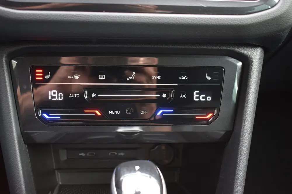 Volkswagen Tiguan 1.4 TSI eHybrid R-Line SOH / VIRTUAL / IQ uit 2022, foto 6