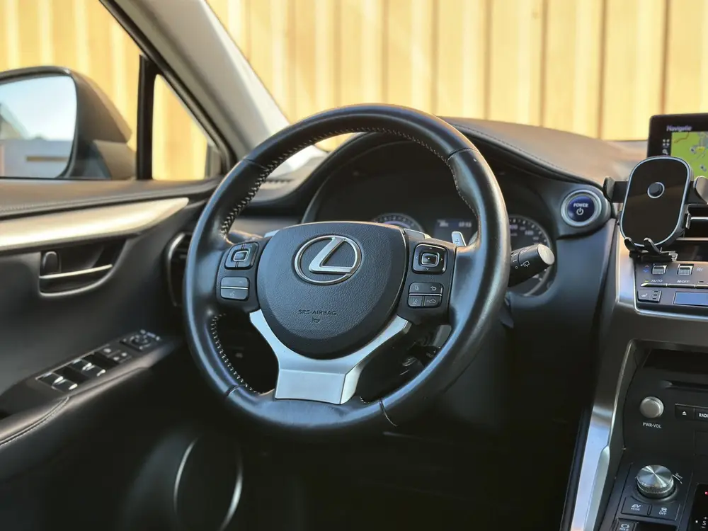Lexus NX 300h AWD Luxury Line | Schuif/Kanteldak | Cruise Co uit 2019, foto 13