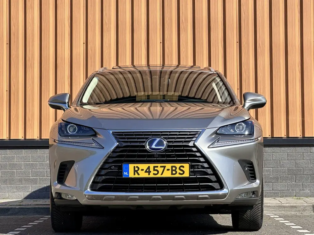 Lexus NX 300h AWD Luxury Line | Schuif/Kanteldak | Cruise Co uit 2019, foto 2