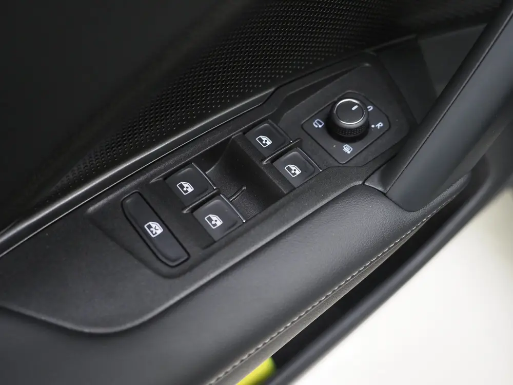 Volkswagen Tayron 1.5 eHybrid Elegance 204PK | Leder/Alcanta uit 2025, foto 19