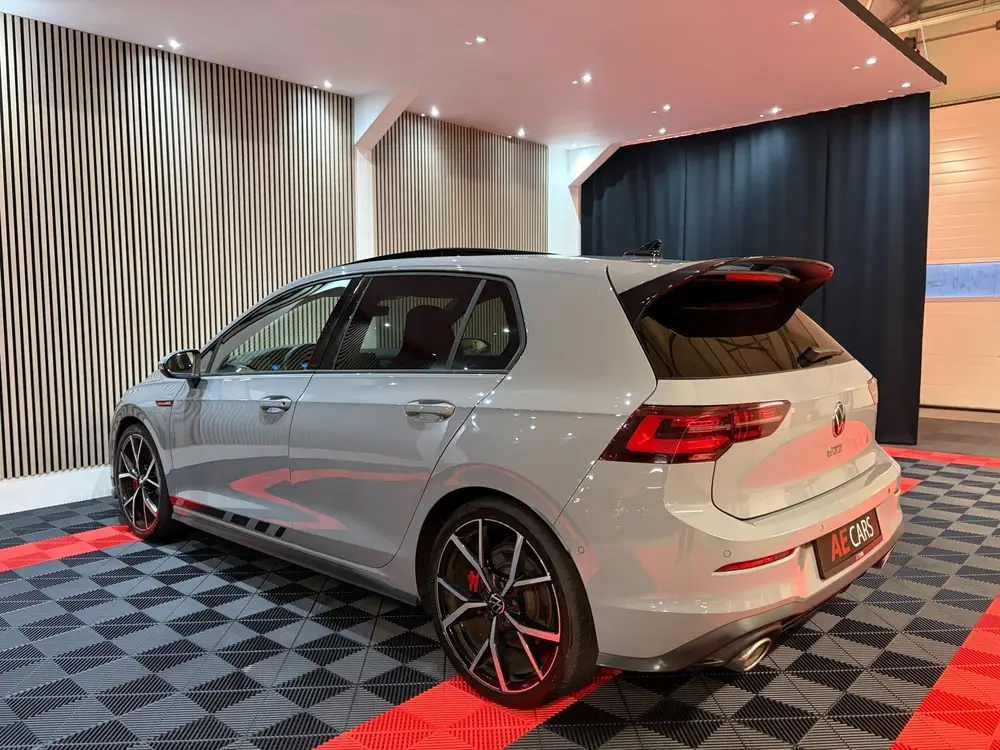 Volkswagen Golf 2.0 TSI GTI Clubsport Pano Camera Keyless AC uit 2022, foto 16