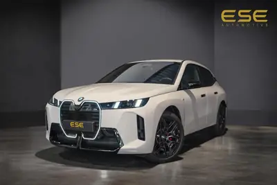 BMW IX xDrive M70 112 kWh | Suite Amido | Snelwegassistent* uit 2025