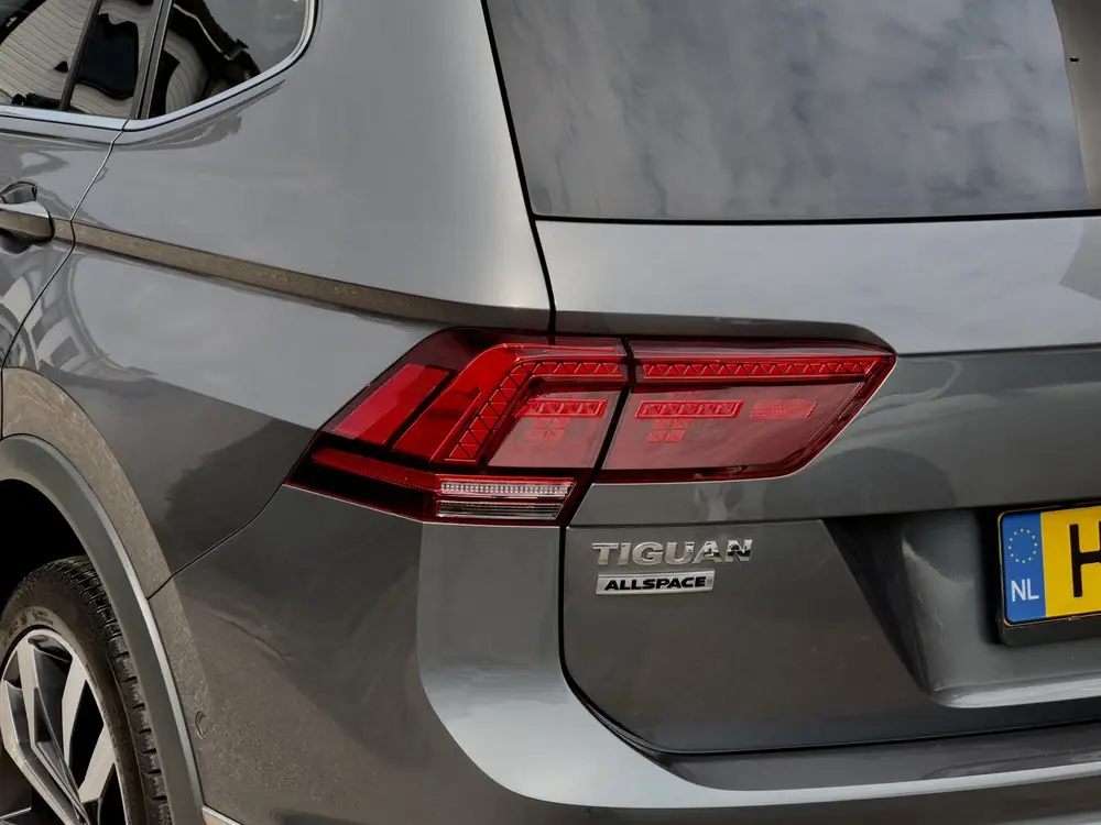Volkswagen Tiguan Allspace 1.5 TSI AUT7 3X R-LINE.VOL-LEDER uit 2020, foto 18