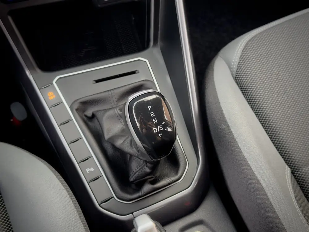 Volkswagen Polo 1.0 TSI AUT7 Style AUT NAVI CAMERA DIGI-DASH uit 2022, foto 4