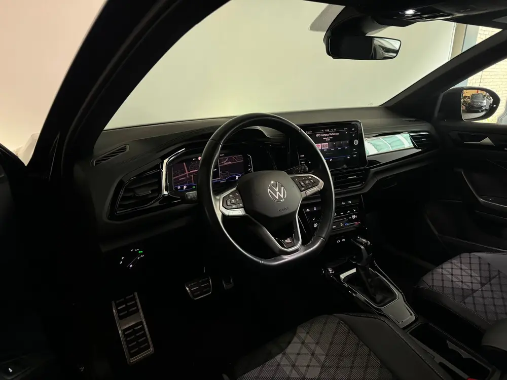 Volkswagen T-Roc 1.5 TSI Life Business Pano|ACC|Lane|Camera| uit 2024, foto 2