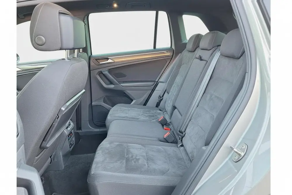 Volkswagen Tiguan 1.5 TSI DSG Highline R-Line PANO DIGID ADA uit 2020, foto 5