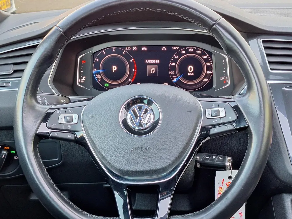 Volkswagen Tiguan 1.5 TSI DSG Highline R-Line PANO DIGID ADA uit 2020, foto 7