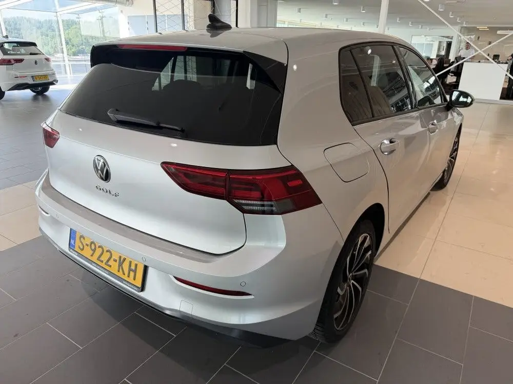 Volkswagen Golf 1.0 TSI Life (bj 2023) uit 2023, foto 3