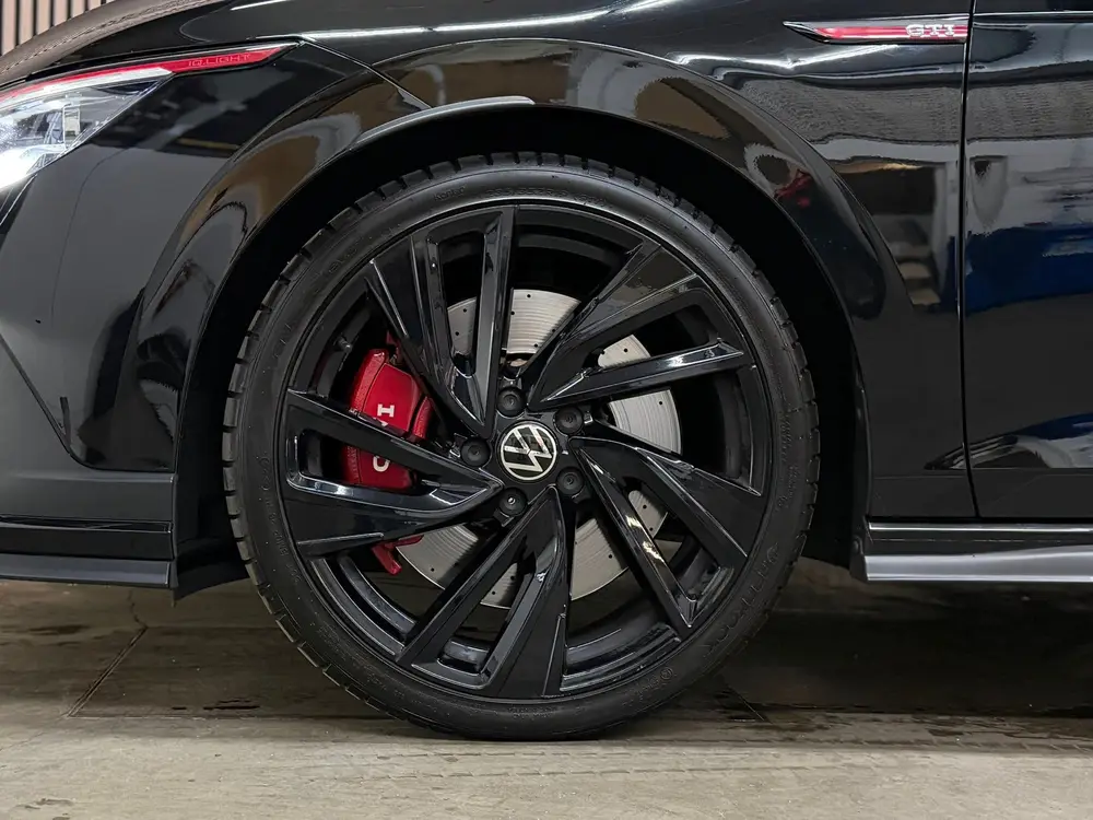 Volkswagen Golf 2.0 TSI GTI Clubsport 2024 DSG PANO IQ-LIGHT uit 2024, foto 2