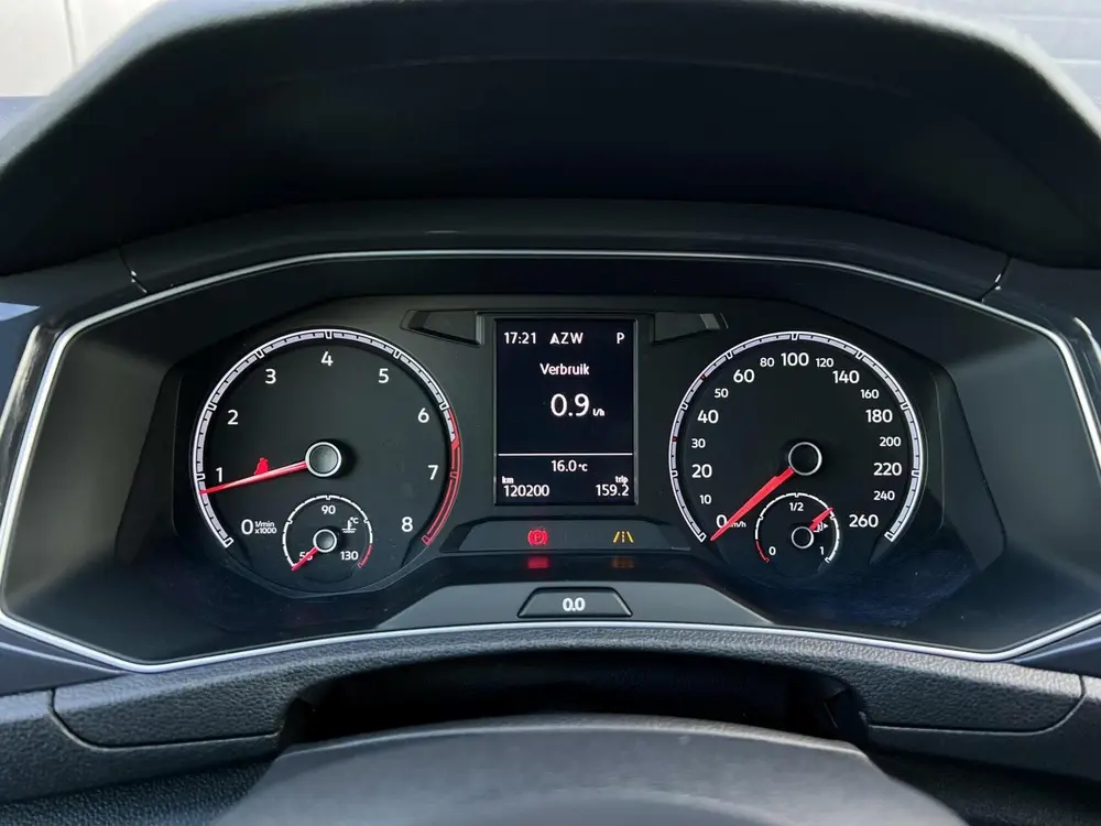 Volkswagen T-Roc 1.5 TSI Sport Business | R | DSG-7 | DEALER uit 2019, foto 19