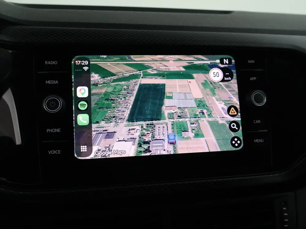 Volkswagen T-Cross 1.0 TSI LIFE + VIRTUAL COCKPIT | NAVIGATI uit 2020, foto 8