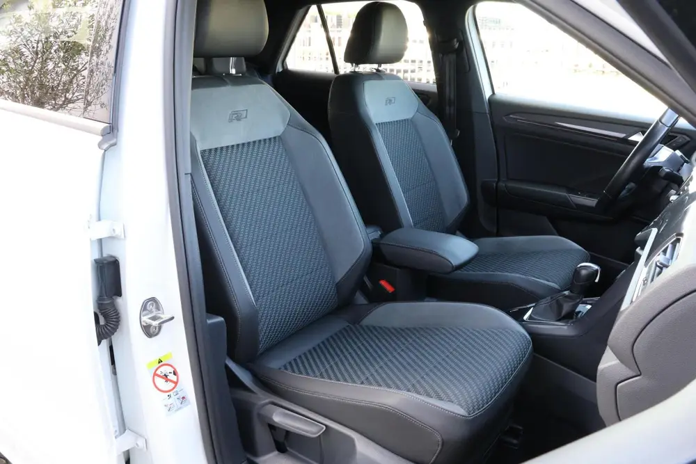 Volkswagen T-Roc 1.5 TSI DSG R-Line I Camera I ACC |19 Inch uit 2020, foto 18