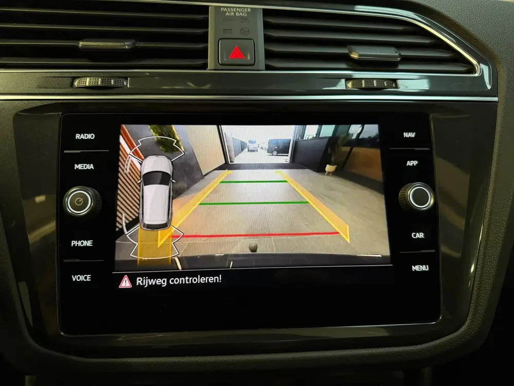 Volkswagen TIGUAN 2.0 TSI 4Motion 3X R-LINE |PANO|IQ LIGHTS| uit 2021, foto 17