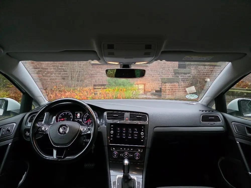 Volkswagen Golf Variant 1.0 TSI 115pk 7-DSG 2019 Wit uit 2019, foto 11