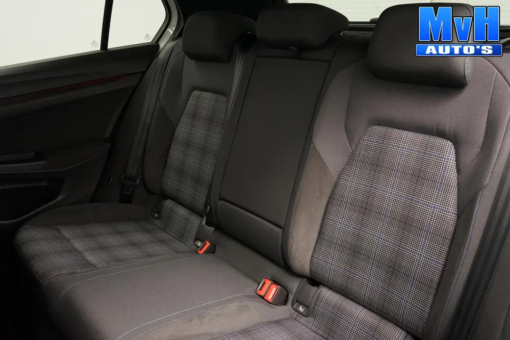 Volkswagen Golf 1.4 PHEV GTE|IQ|PANO|CAMERA|STOEL/STUUR.VERW uit 2020, foto 14