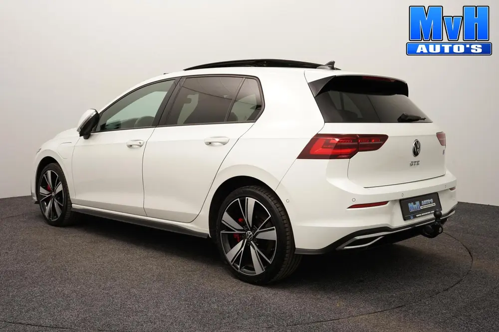 Volkswagen Golf 1.4 PHEV GTE|IQ|PANO|CAMERA|STOEL/STUUR.VERW uit 2020, foto 18