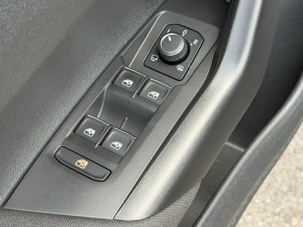 Volkswagen Polo 1.0 TSI R-Line | IQ light | Carplay | Camera uit 2023, foto 10